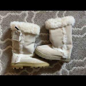 EMU Australia Women’s Boot NWT Size 5